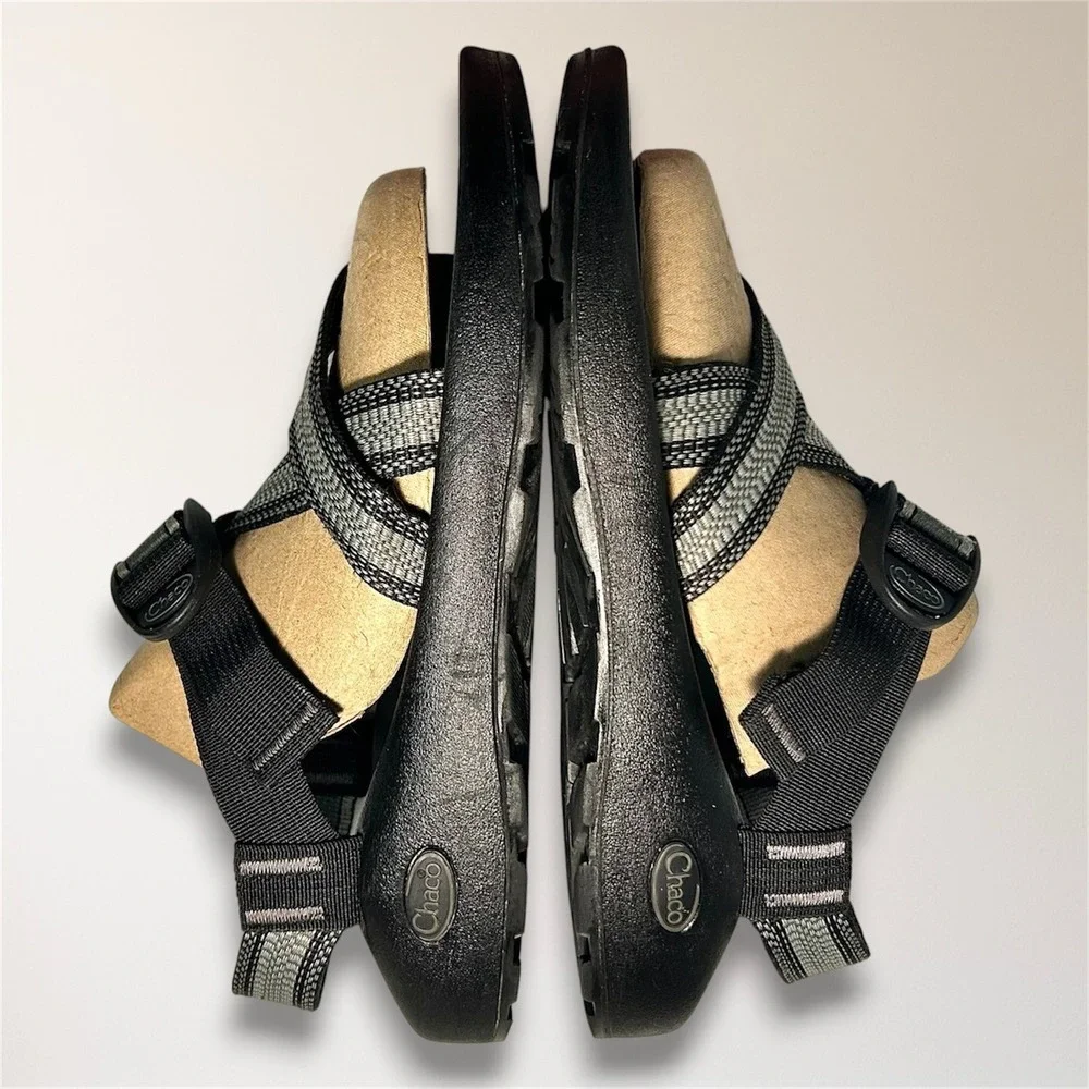 Chaco Z1 Classic Mens 9 Sport Sandals Black Grey‎ Adjustable Straps Hiking Water